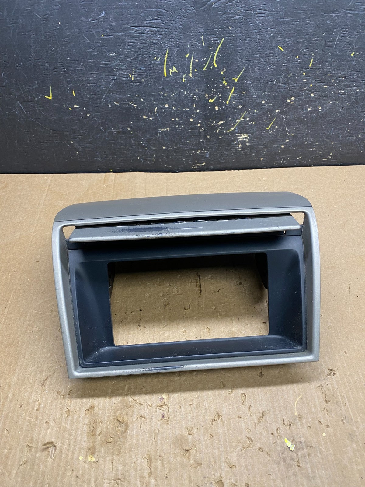2003-2005 Lincoln Aviator Center Console Floor Gear Shifter Trim Bezel z4315 DG2