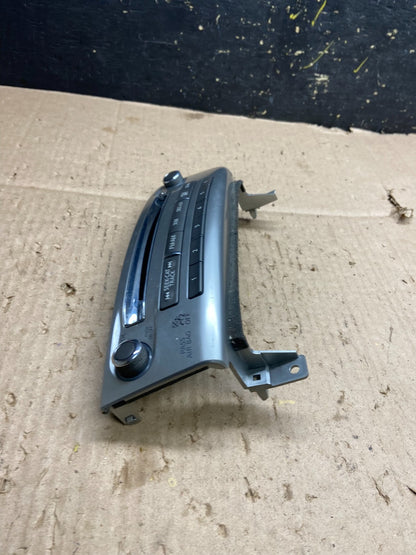2011 2012 2013  Infiniti M37 Radio Control Face Plate Unit CD Player Y5455 DG1