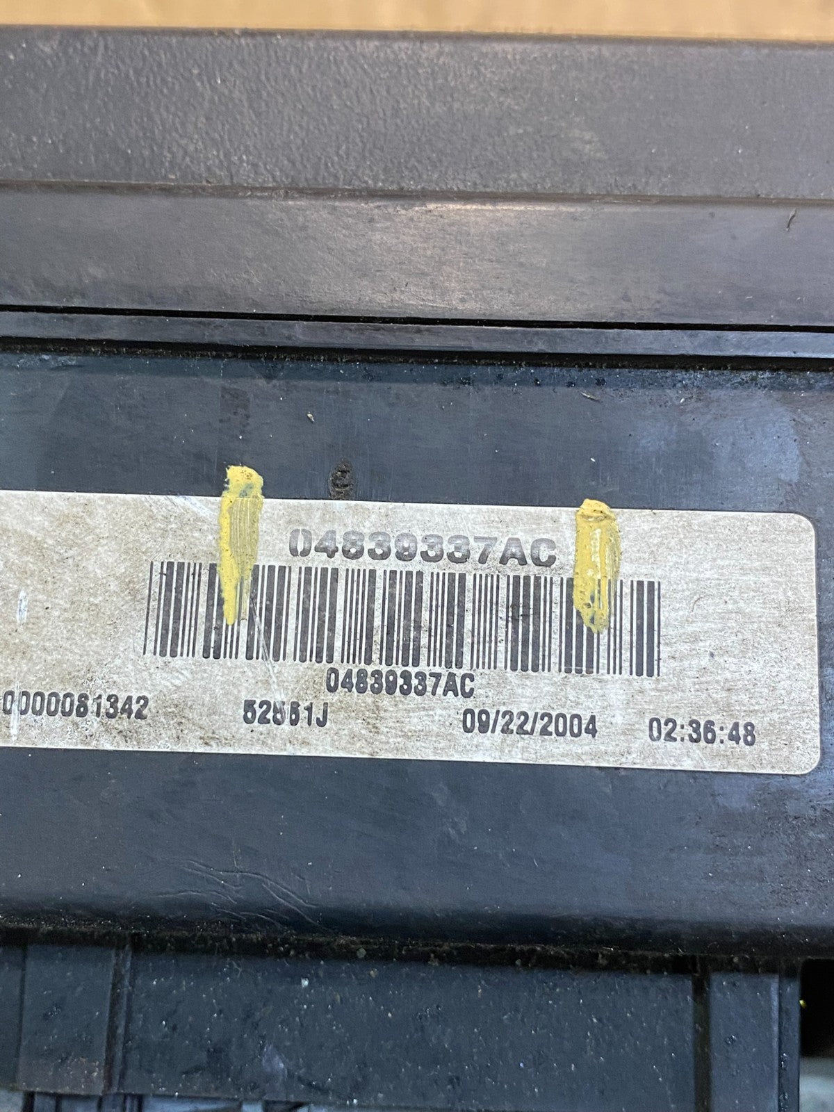 2005 Jeep Grand Cherokee Integrated Power Fuse Box BCM Body 04839337ac AC7012 DG6