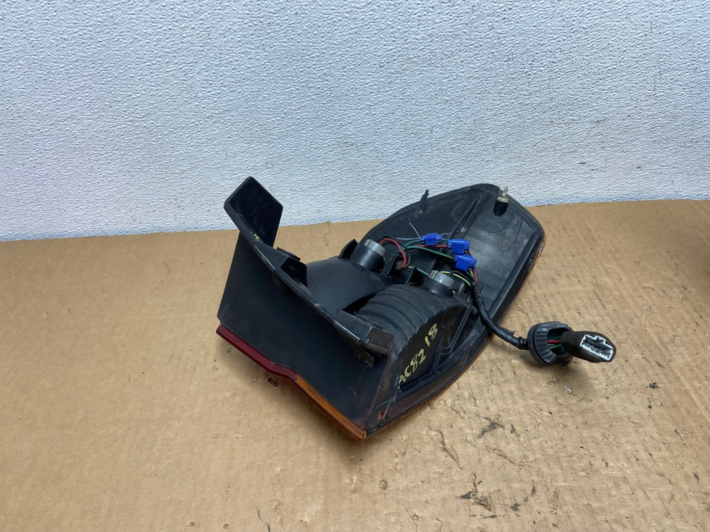 2002 2003 2004 Honda Odyssey Left Driver LH Side Tail Light AC8218 LK6