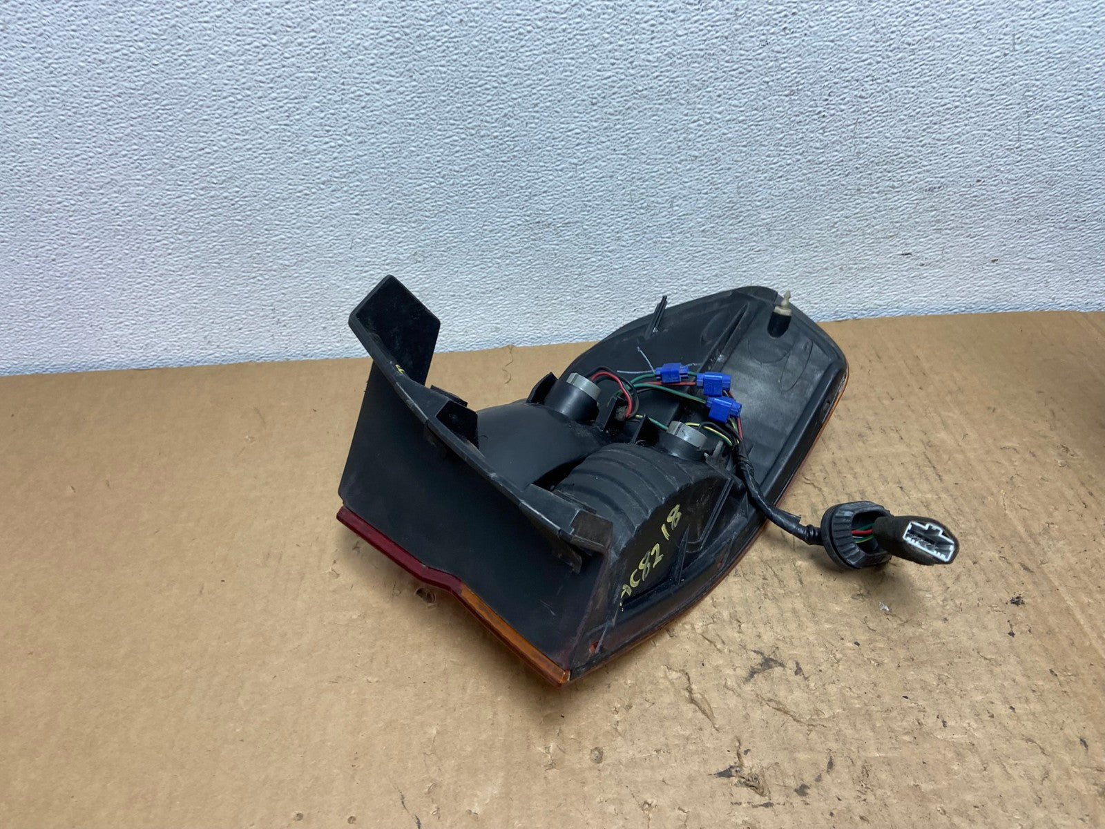 2002 2003 2004 Honda Odyssey Left Driver LH Side Tail Light AC8218 LK6