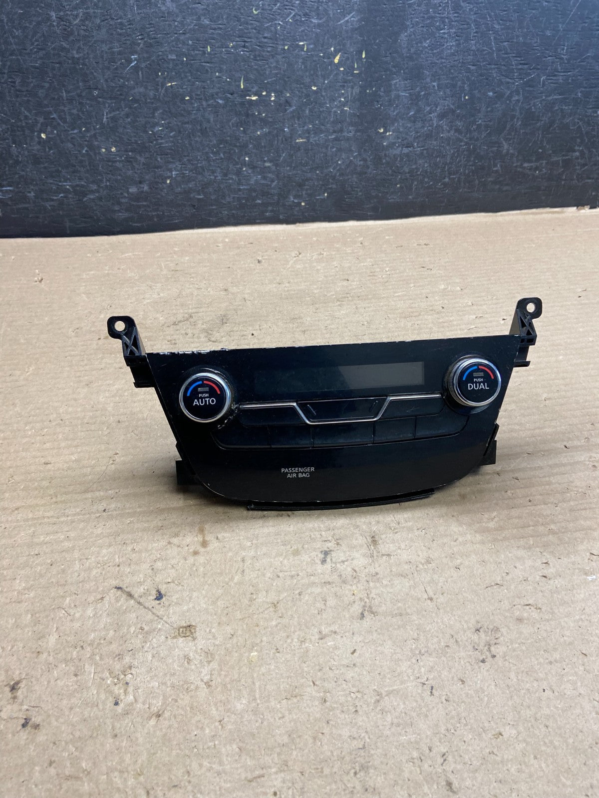 2015 - 2016 Nissan Murano Temperature Climate A/C AC Control Panel AH3777 DG0