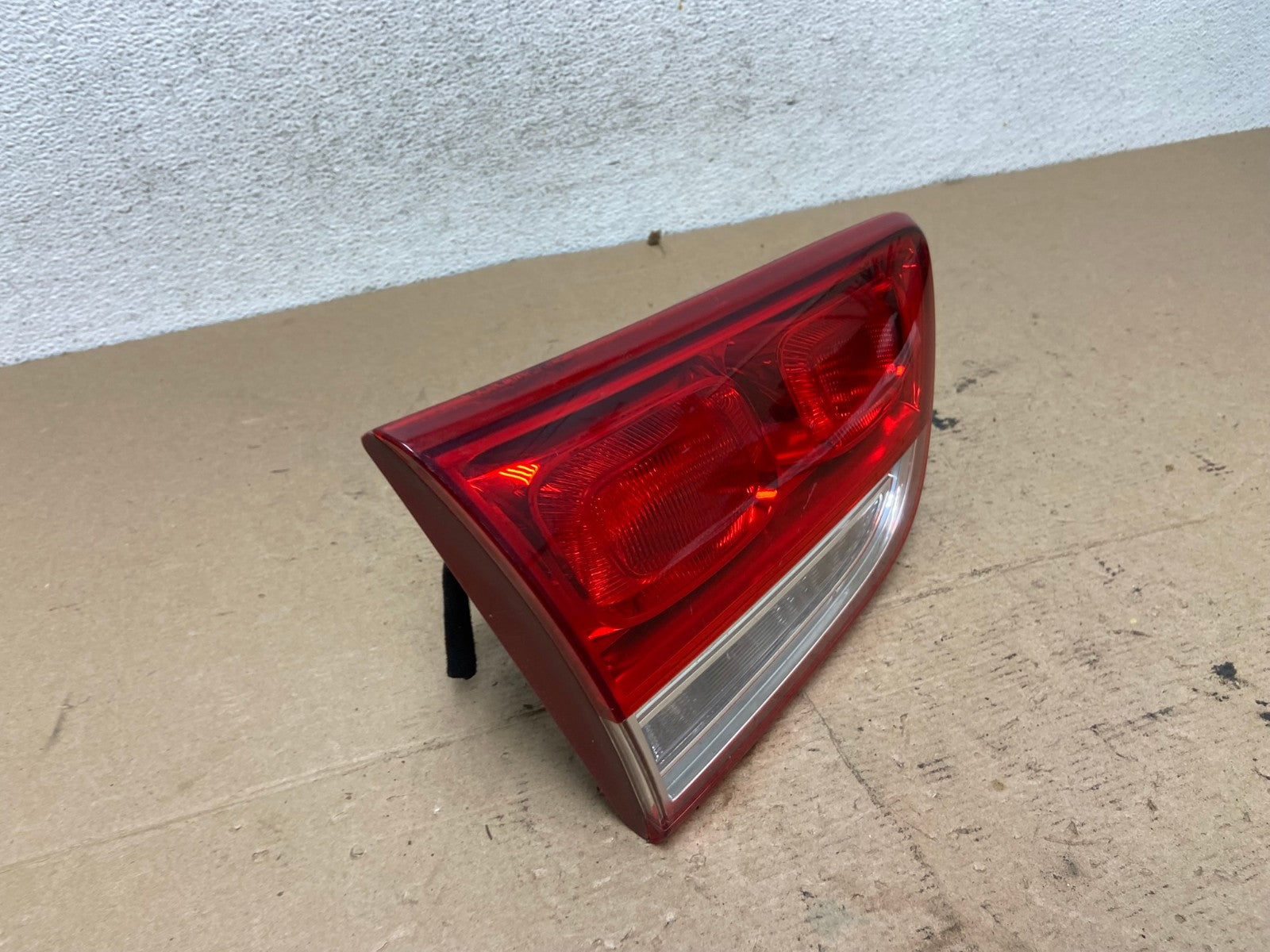 2016 2017 2018 Kia Sorento Left Driver LH Inner Tail Light AF4947 LK2