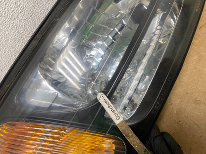 2001 to 2004 Subaru Legacy Outback Left+Right Headlights DEPO AE4825 DW3