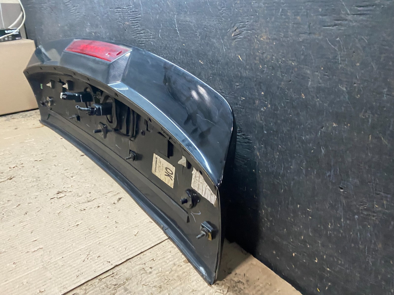 2007 to 2011 Ford Edge Rear Spoiler Wing With Brake Light OEM X8227 DG5