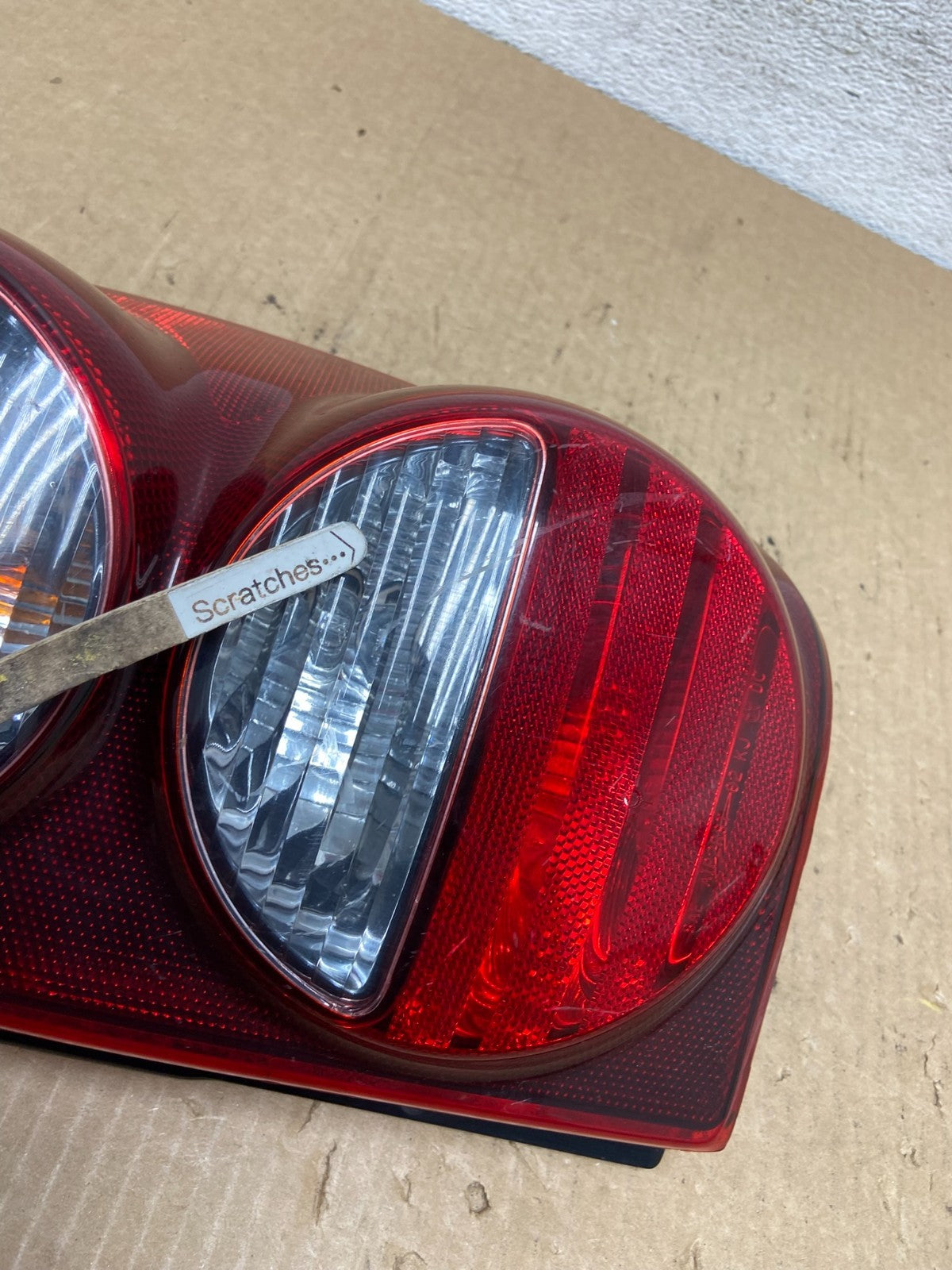 2005 2006 2007 Jeep Liberty Right Passenger Rh Side Tail Light AF9711 DW3