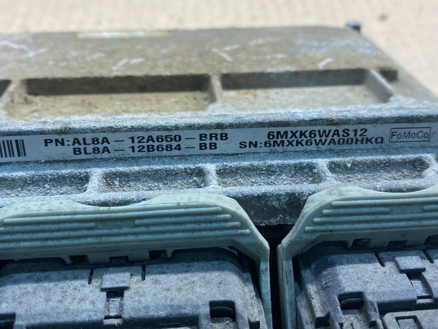 2010 - 2011 Ford Escape 3.0L Engine Control Unit ECU Computer Module ag9348 DG2