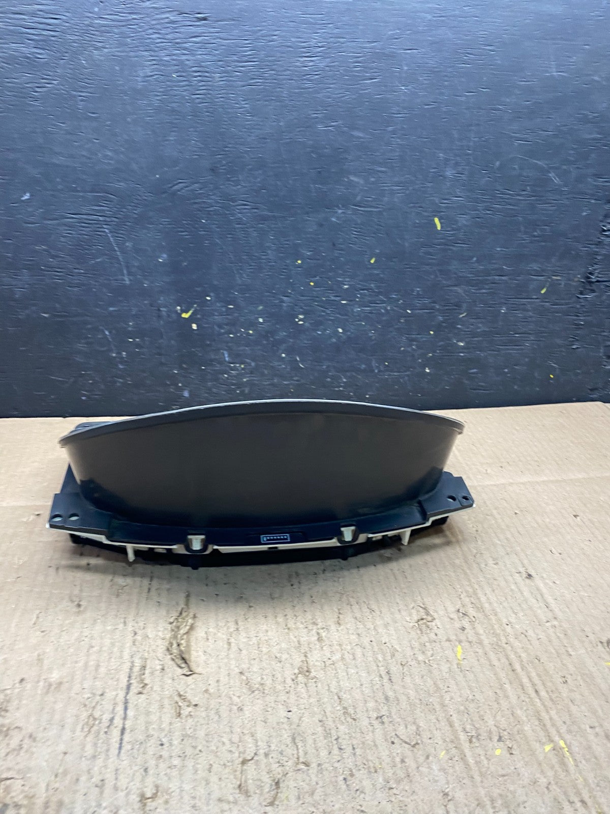 2004 to 2007 Chevrolet Express Speedometer Cluster Gauge OEM p3562 DG3