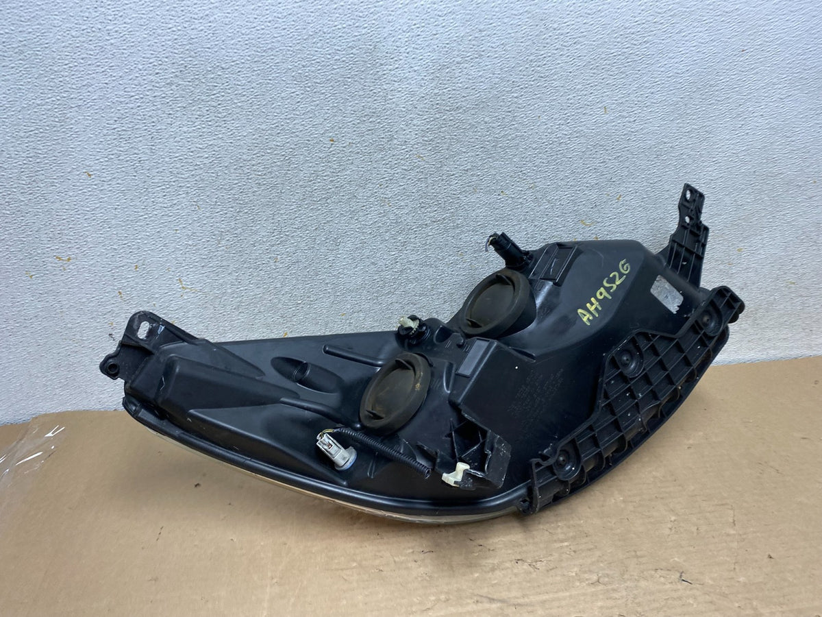 2013 - 2016 Ford Escape Headlight Left Driver Lh Side Halogen AH9526 DW7