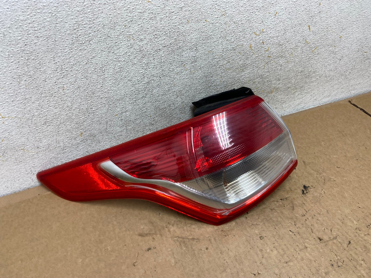 2013 to 2016 Ford Escape Left Driver LH Side Tail Light AI3537 LK2