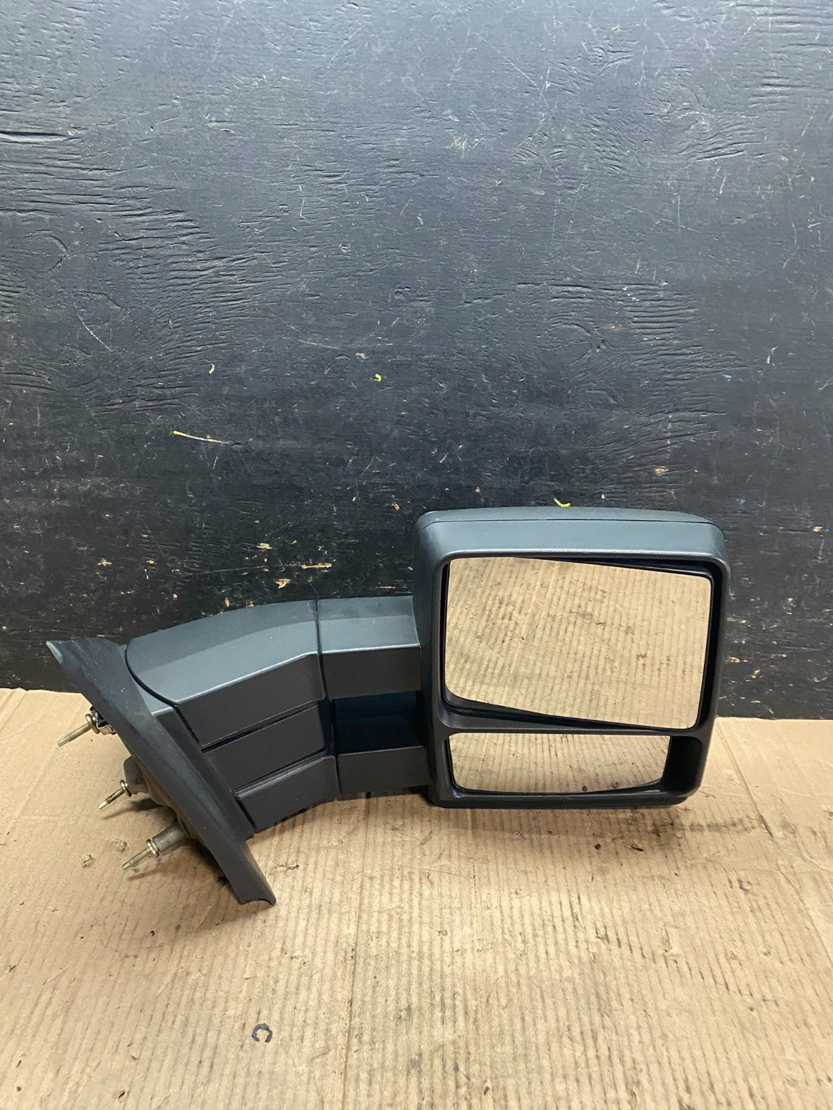 2004 to 2008 Ford F150 Right Passenger Mirror Extendable Dual Arm OEM V9835 MS7
