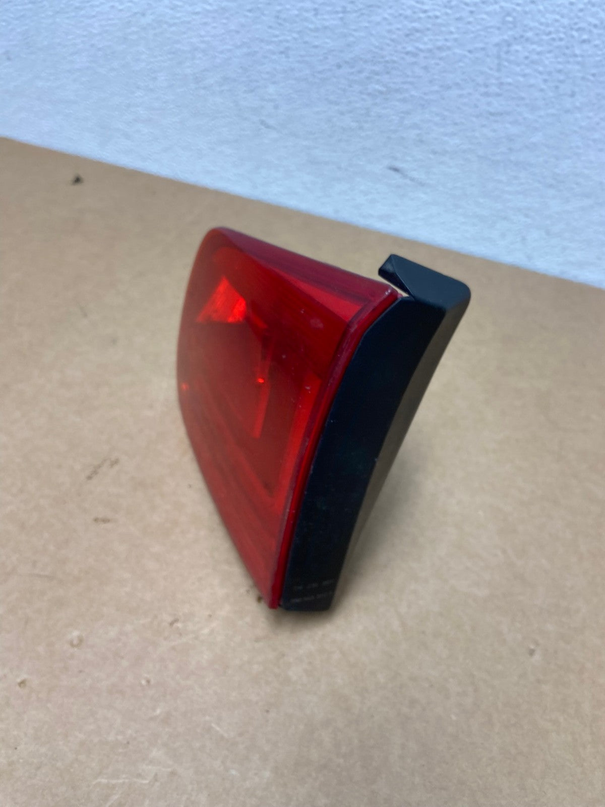 2012-2017 Volkswagen Tiguan Right Passenger Rh Side Inner Tail Light  AC1671 LK1