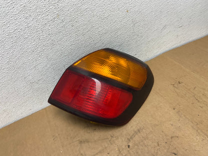 2001 to 2004 Subaru Legacy Outback Right Passenger Rh Tail Light AD1284 LK2