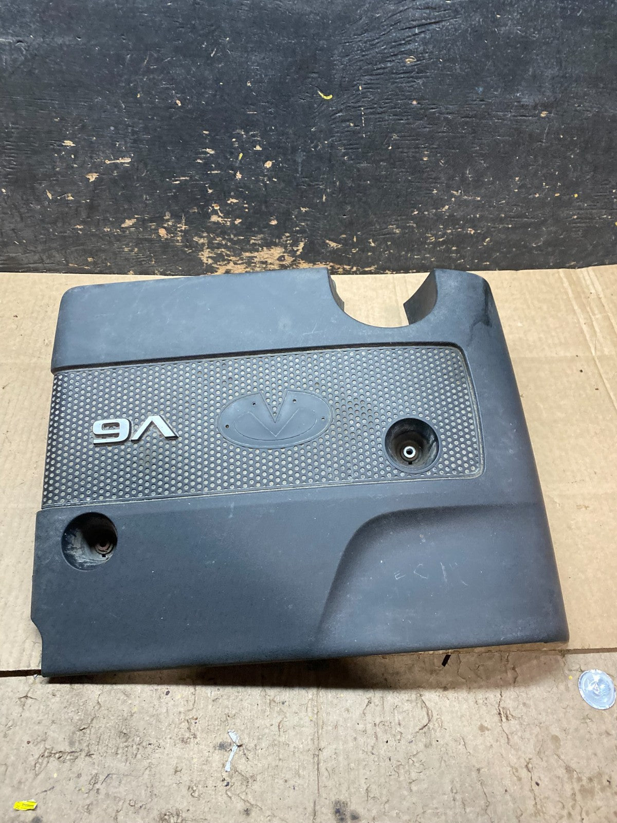 2013 to 2016  Infiniti JX35 QX60 Engine Cover Motor Shield Oem X9585 DG1