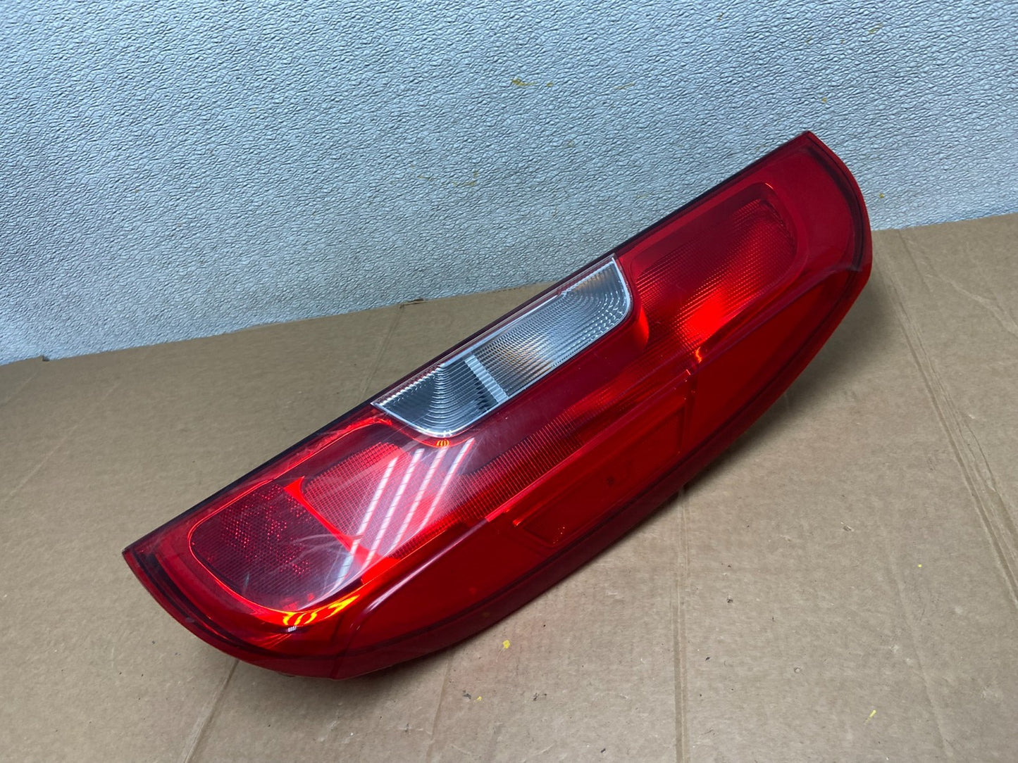 2015 to 2022 Dodge Promaster City Right Passenger Tail Light AA1170 DG2