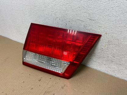 2005 2006 2007 Honda Odyssey Inner Right Passenger RH Tail Light AE9568 LK1