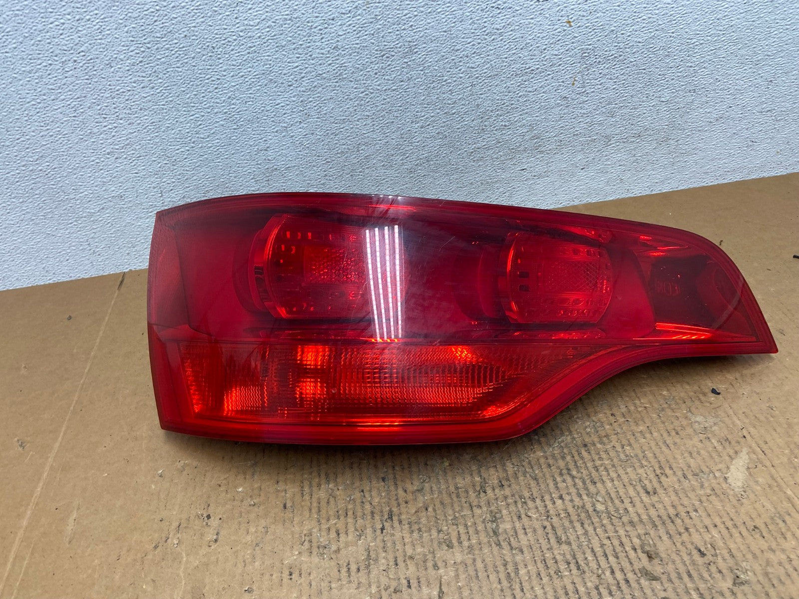 2007 2008 2009 Audi Q7 Left Driver Lh Side Tail Light AE1463 LK0