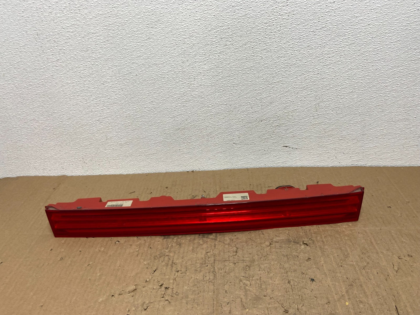 2015 to 2019 Lincoln MKC Center Trunk  Tail Light OEM AC0342 DG0