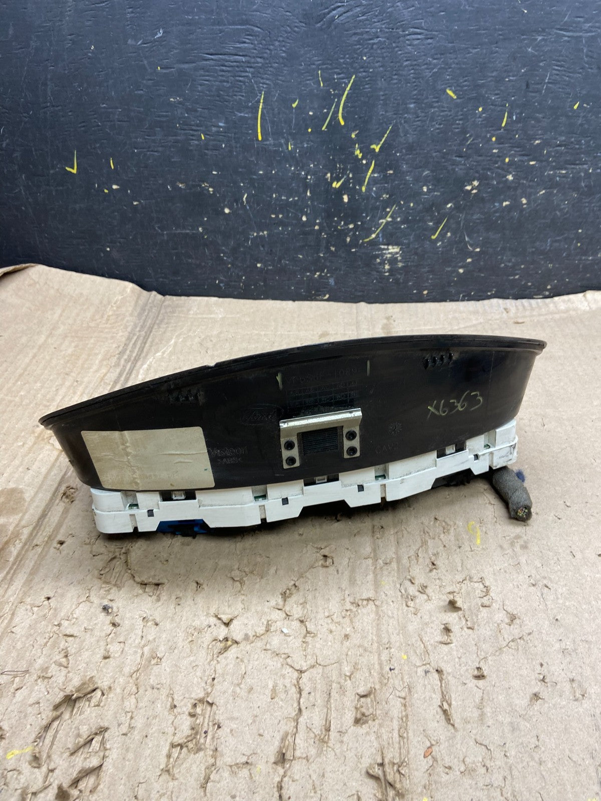 2011 to 2013 Ford Transit Connect Speedometer Gauge Cluster OEM x6363  DG4