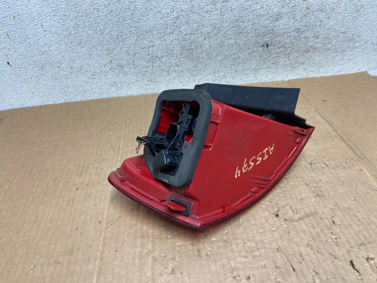 2011 to 2014 Volkswagen Jetta Right Passenger Rh Side Tail Light AI5574 LK5