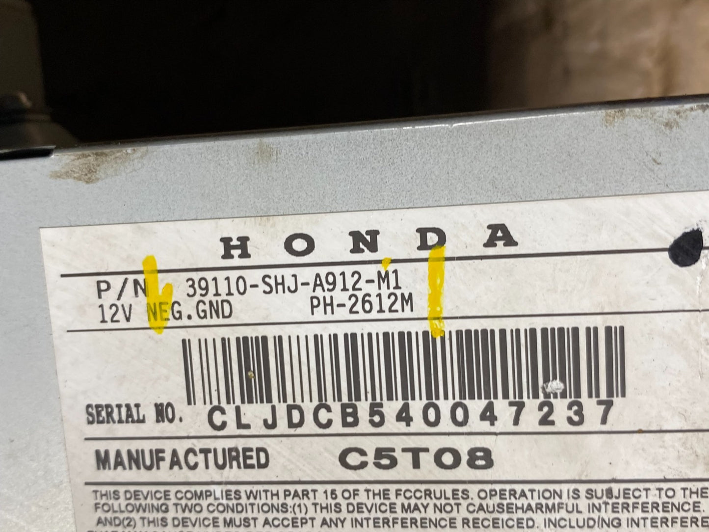 2005-2006 Honda Odyssey Information Display Screen 39810-SHJ-A010-M1 T1518 DG6