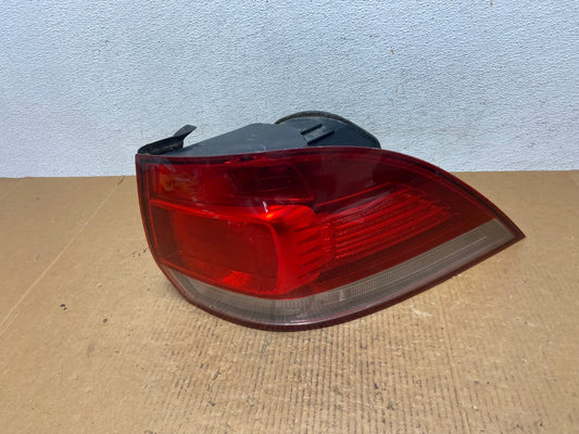 2010-2014 Volkswagen Golf MK6 Wagon Right Passenger Tail Light AE1149 LK0