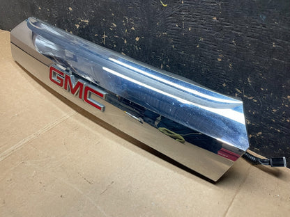 2010-2015 Gmc Terrain Lift Gate Handle Trim Back Up Camera 20942264 Z5737 DG2