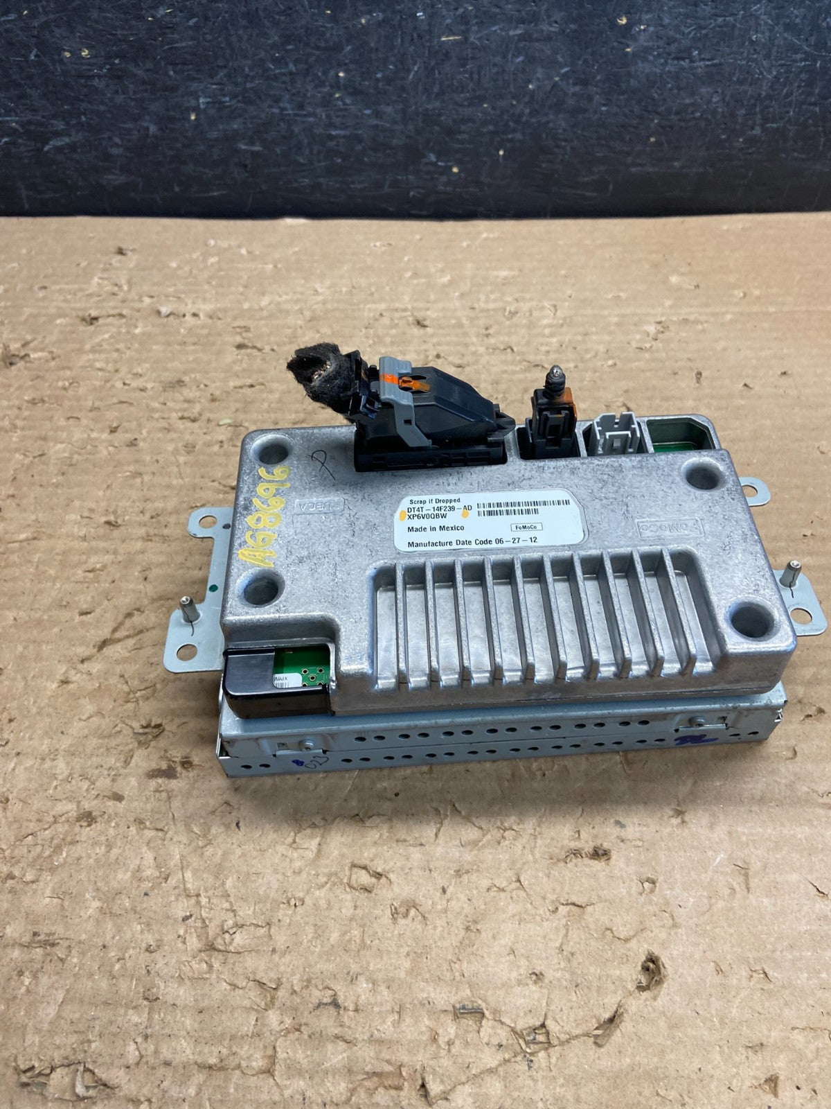 2011 2014 Ford Edge Radio Stereo Navigation Screen BT4T-14F239-CJ AG8696 DG4