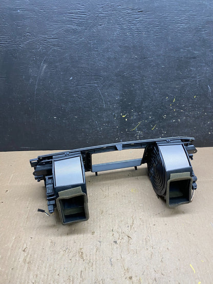 2008 to 2015 Jaguar XF Jaguar XF Center Radio Bezel Dash Air Vent t5844 DG3