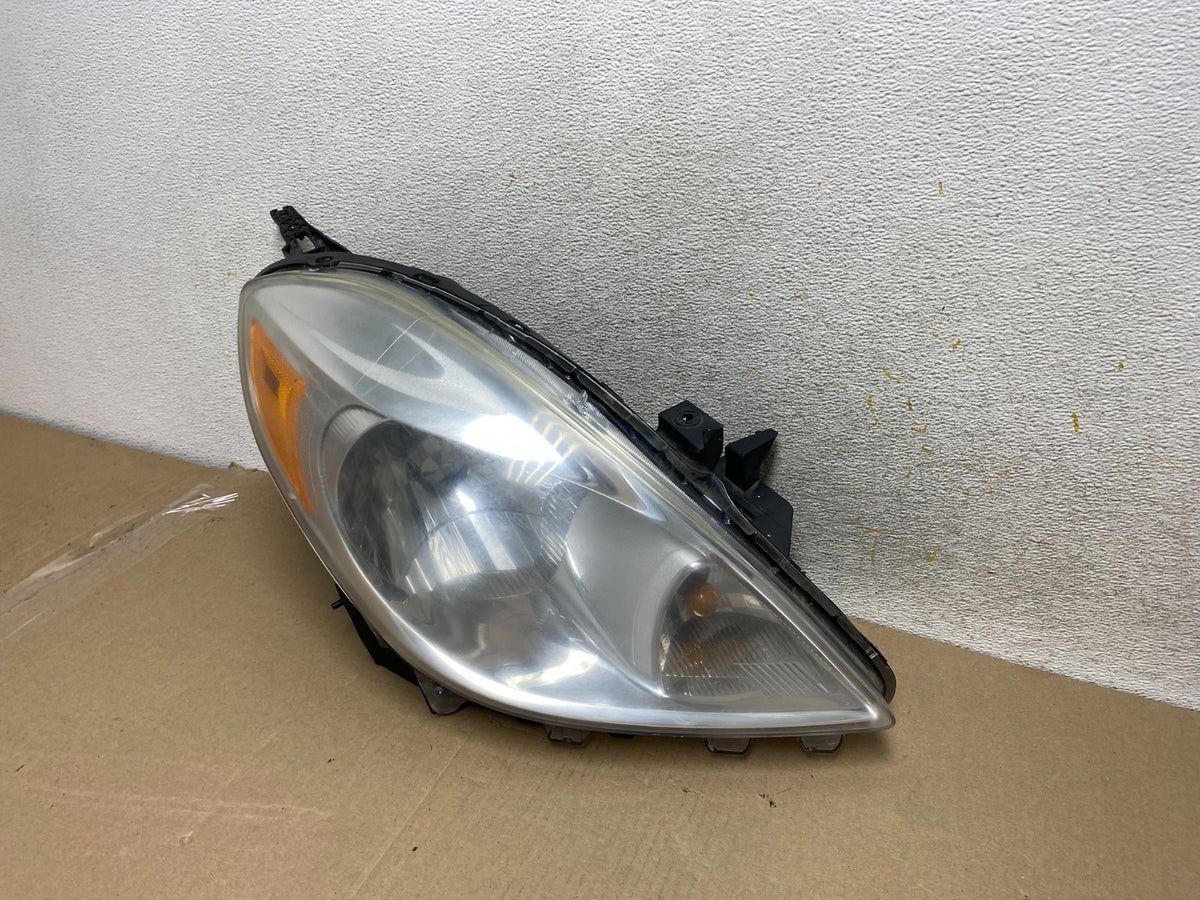 2012 2013 2014 Nissan Versa Sedan Headlight Right Passenger Rh AH6658 DW2