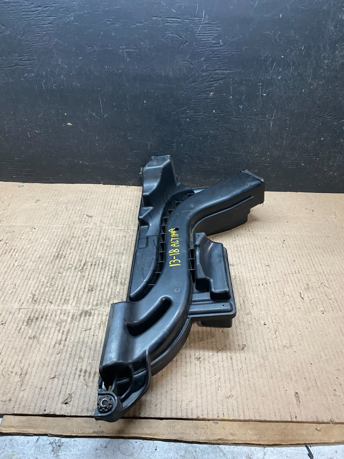 2013 to 2018 Nissan Altima 2.5L Front Air Cleaner Intake Duct Tube OEM I3423 DG6