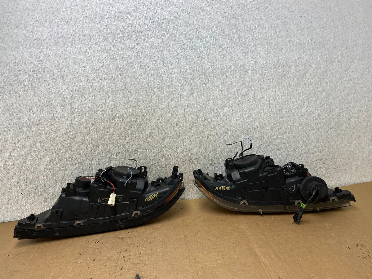 2001-2003 BMW E39 5 Series Left+Right Set LED Headlight AI9038 DW9