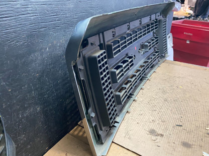 2008 to 2014 Ford Econoline E150 E250 Front Upper Chrome Grill Grille s5674 DG5
