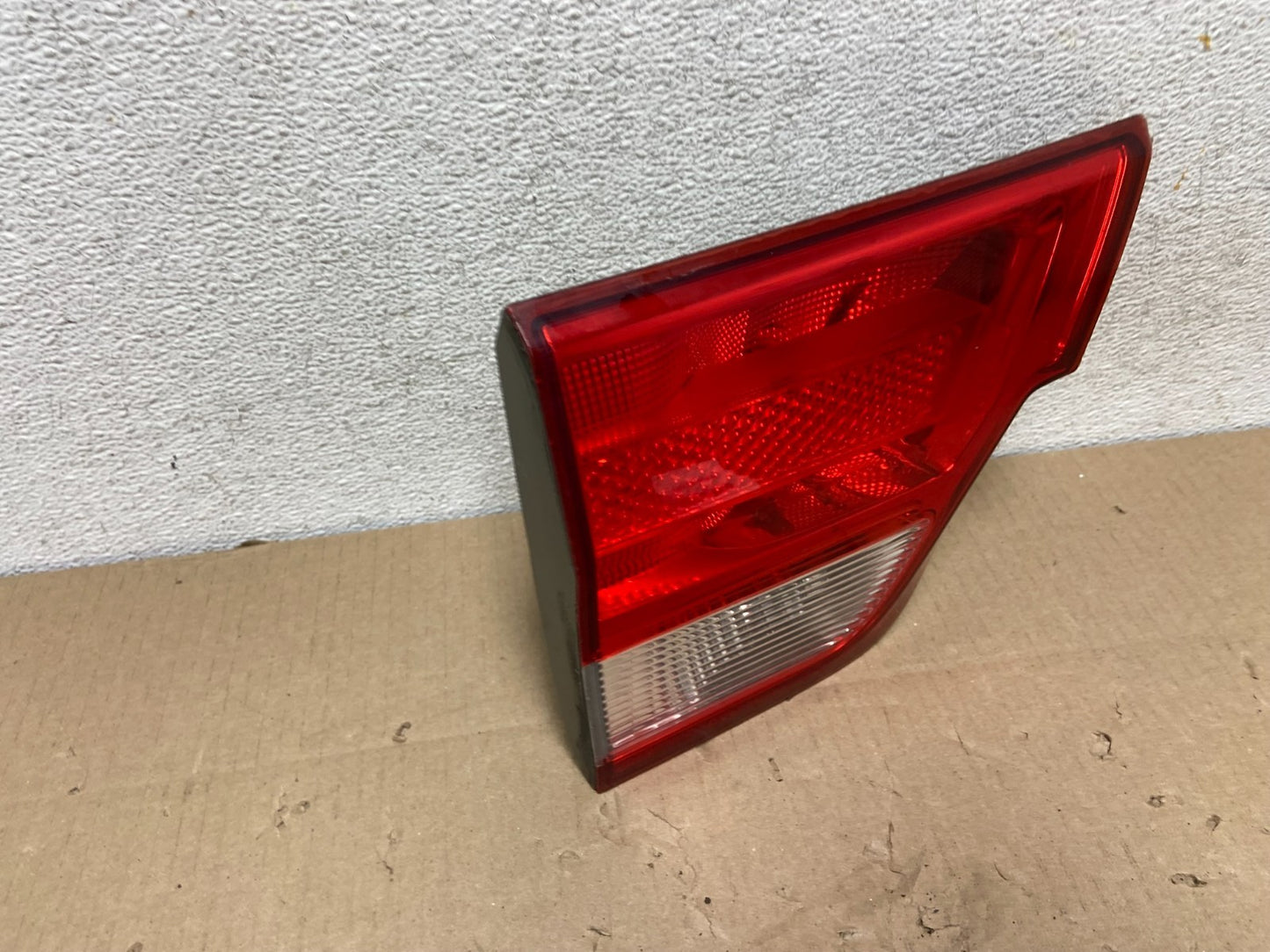 2011-2013 Jeep Grand Cherokee Left Driver Side Lh Inner Tail Light AG5905 DW2