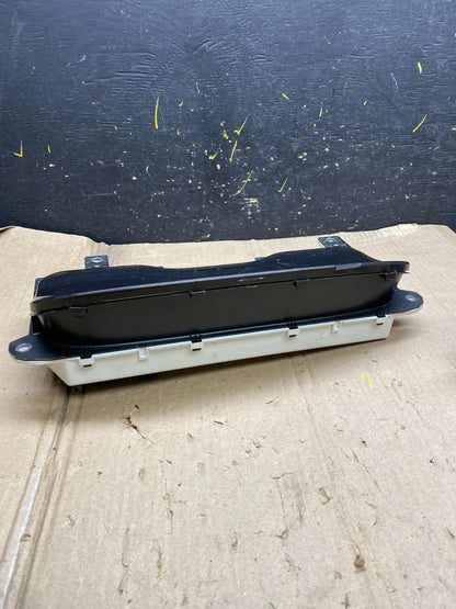 2005 to 2006  Lincoln Navigator Speedometer Gauge Cluster x5807 DG4