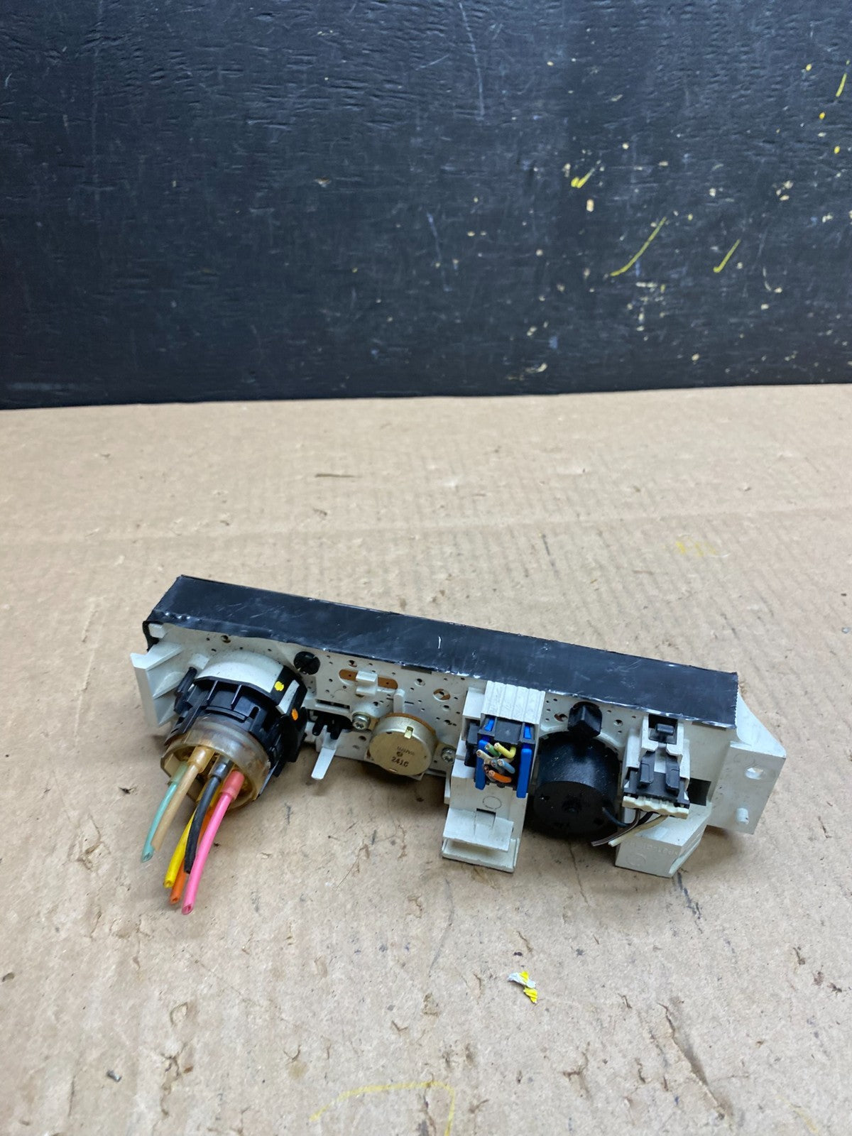 2001 - 2007 GMC Chevrolet Astro Express Climate Control A/C t4769 DG3