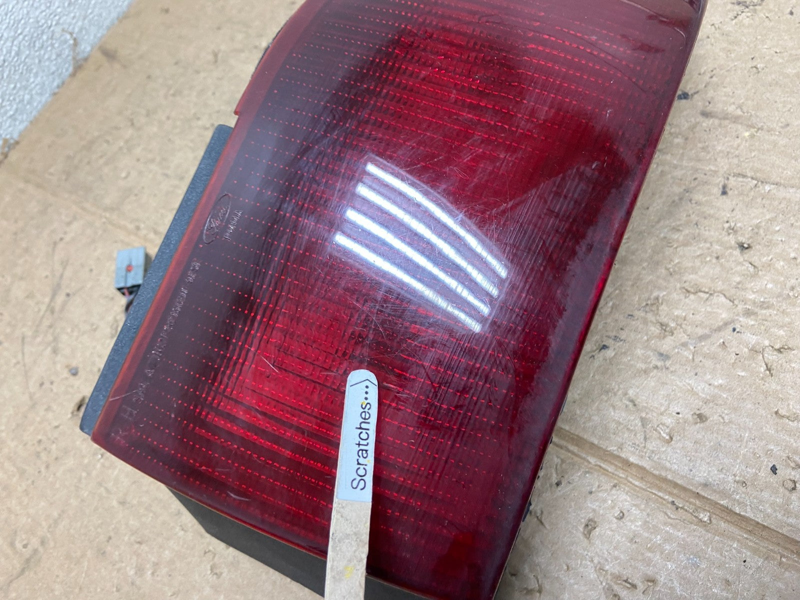 1993 to 1995 Mercury Sable RH Right Passenger Side Tail Light Sedan AA40933