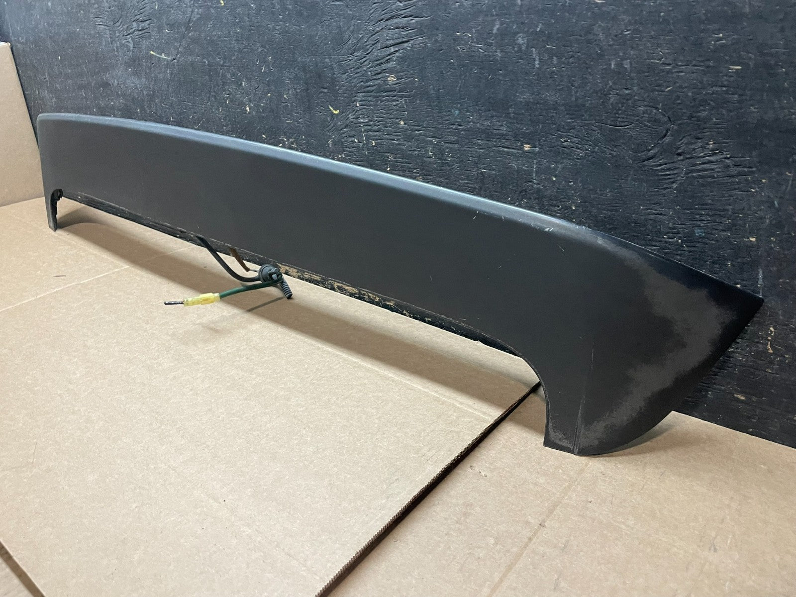 2008-2011 Subaru Impreza Hatchback Rear Upper Tailgate Roof Spoiler OEM Y9228 DG2
