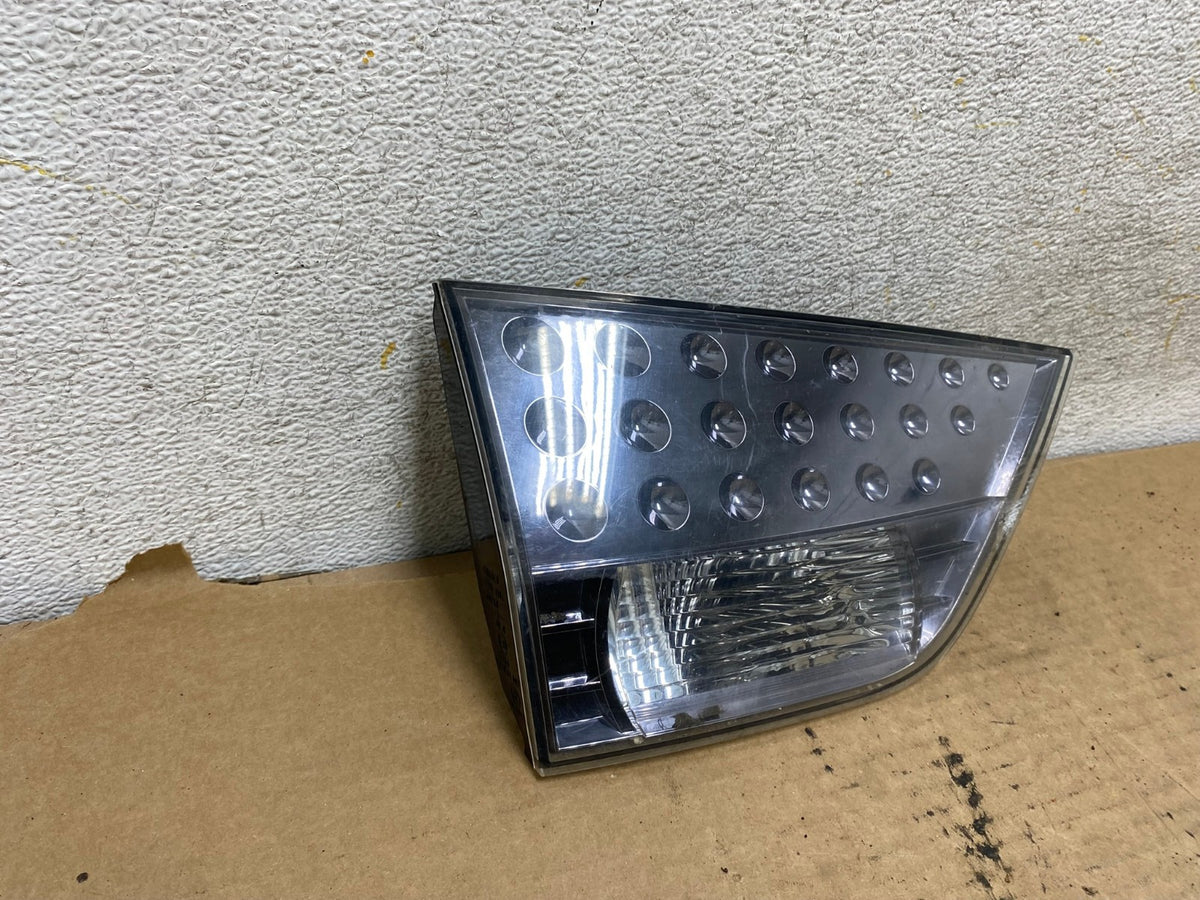2007 to 2013 Mitsubishi Outlander Left Driver Lh Inner Tail Light AH7960 LK1