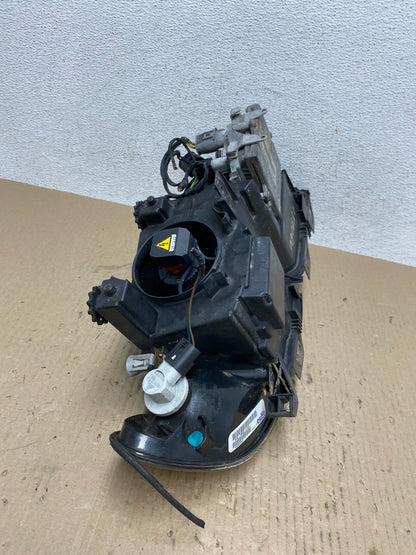 2002 to 2005 BMW 3 E46 Sedan Left Driver LH Xenon HID Headlight AE7064 DW9