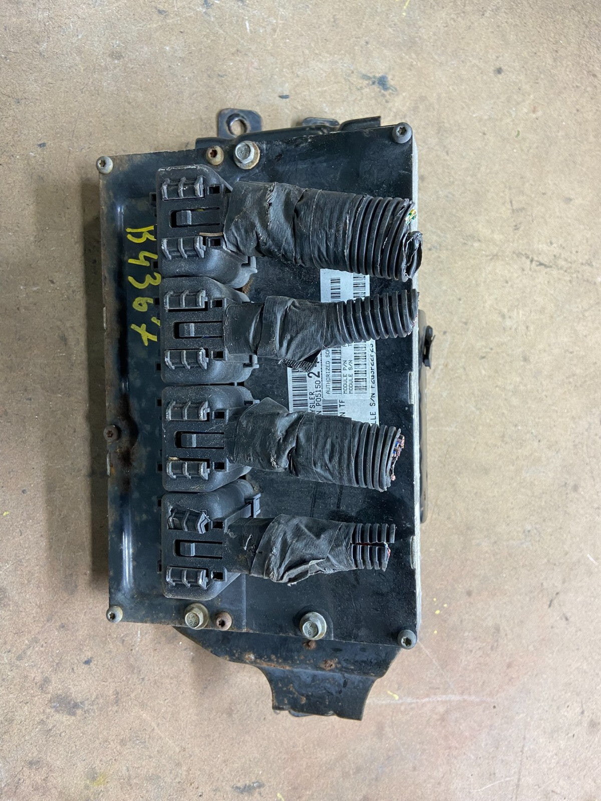2008 Dodge Caravan 3.3L Engine Control Module p04727737ai M9605 DG0