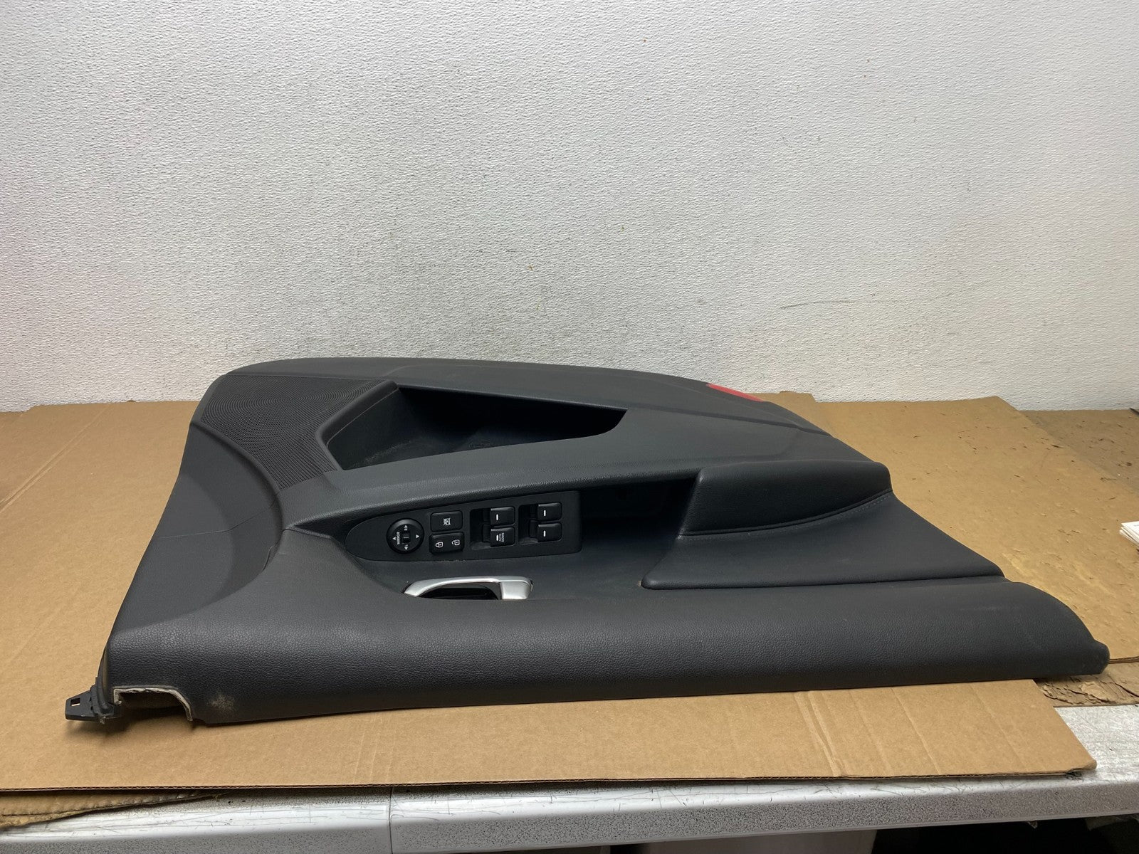 2014 to 2016 Kia Sportage Front Left Driver LH Side Door Panel Trim AD7865 DG5