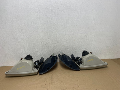 2001 2002 2003 Toyota Sienna Left+Right Side Set Headlights Halogen AE9578 DW7