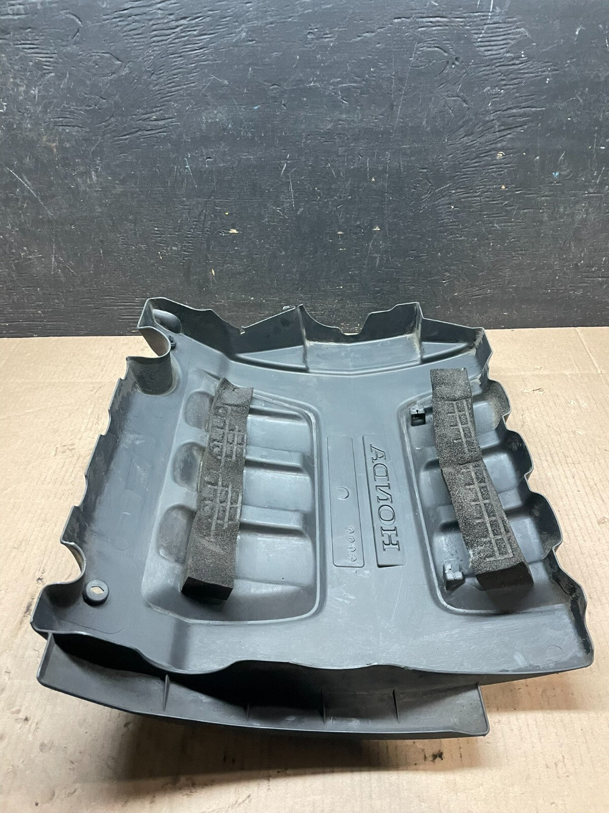 2005 to 2007 Honda Odyssey Black Engine Cover OEM J6936 DG6