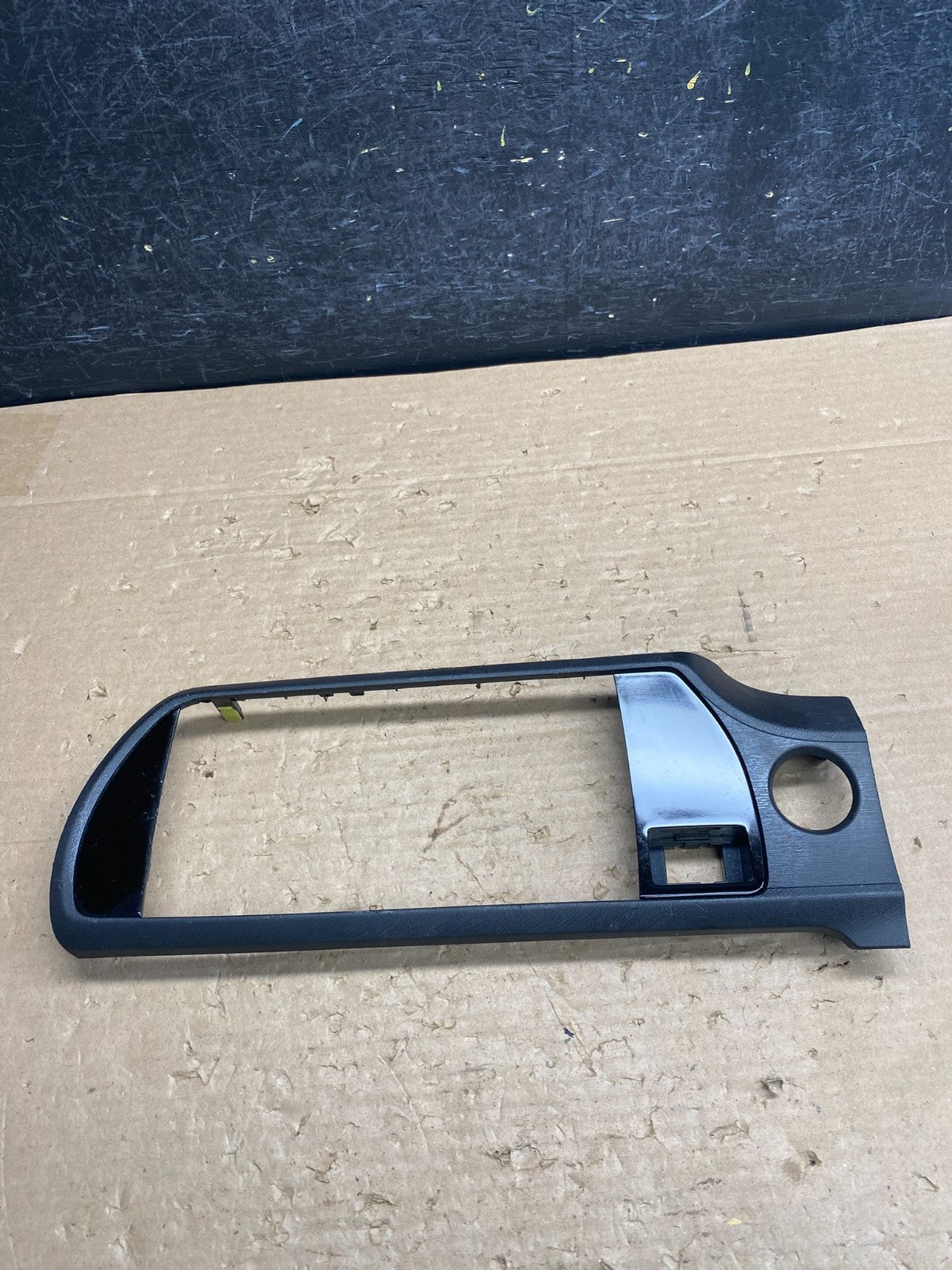 2015 to 2017 Toyota Prius C Radio CD Player Screen Bezel Trim AG8483 DG0
