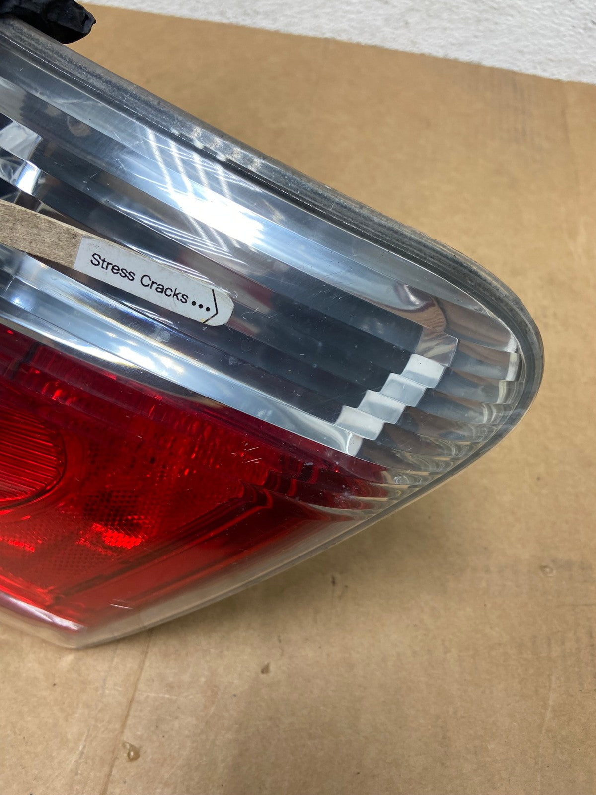 2007 to 2012 GMC Acadia Halogen Tail Light Right Passenger RH Side AE2935 LK4