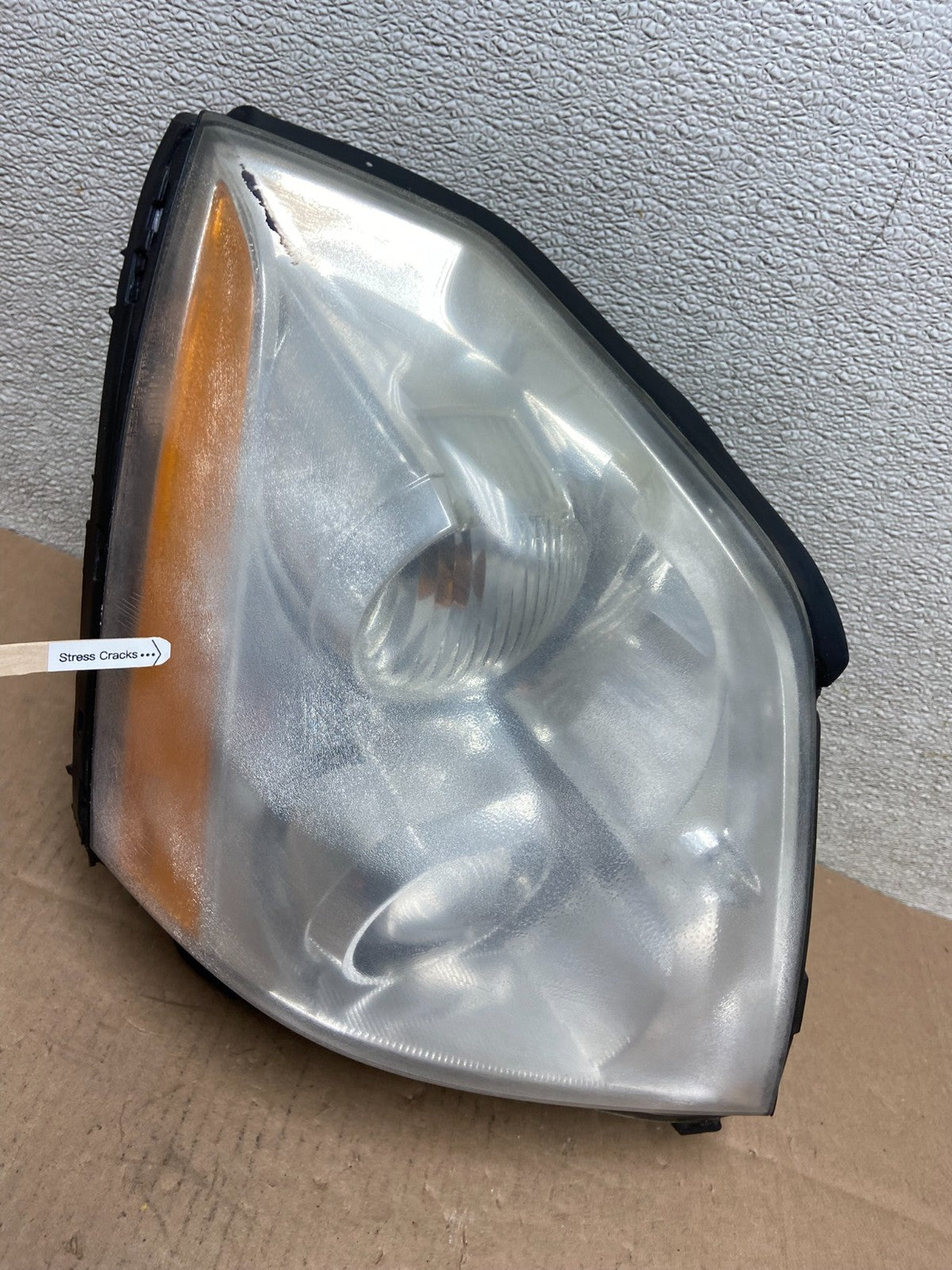 2006 to 2011 Cadillac DTS Right Passenger RH Side Xenon Hid Headlight OEM Y25613