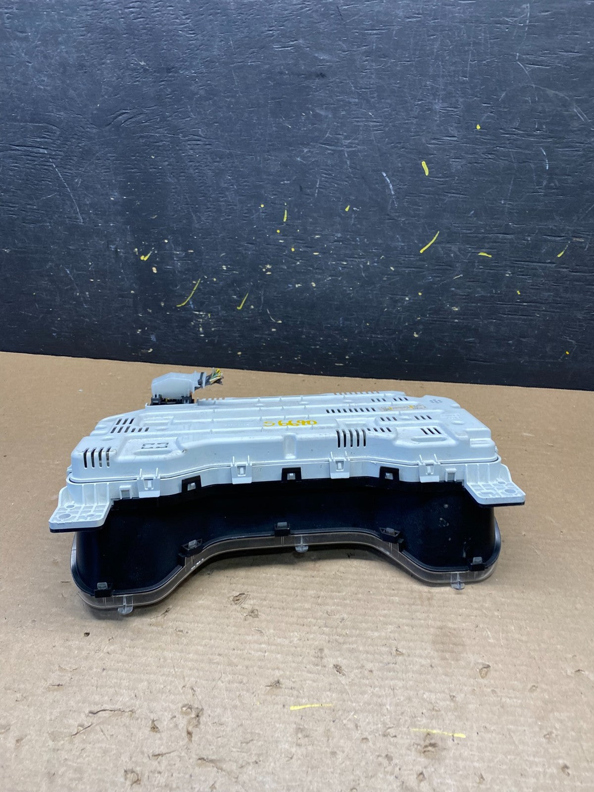 2011 to 2013 Ford E150 E250 E350 VAN Gauge Speedometer Cluster s6690 DG4