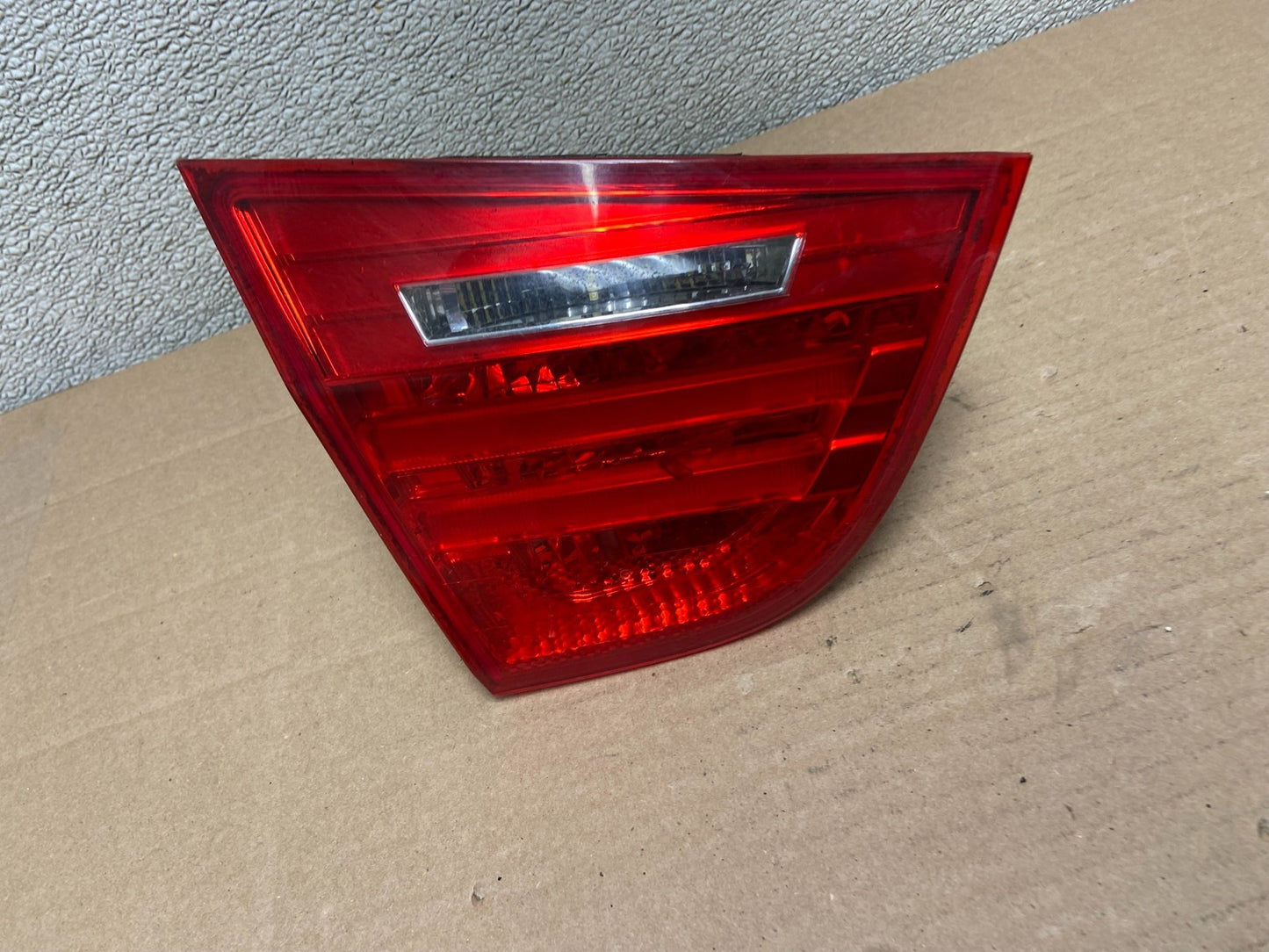 2009 2010 2011 BMW 3 328i 335i E90 Left Driver LH Tail Light Inner AA8676 DW0