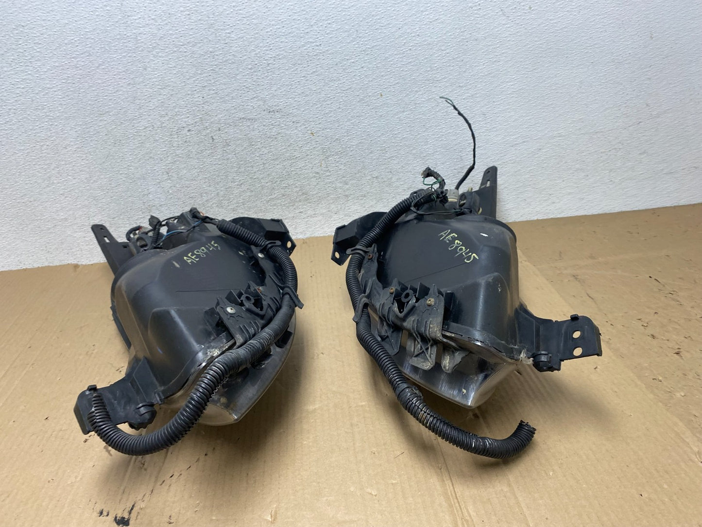 Sedan 2007 2008 2009 Nissan Altima Left+Right Set Headlights AE8945 DW10